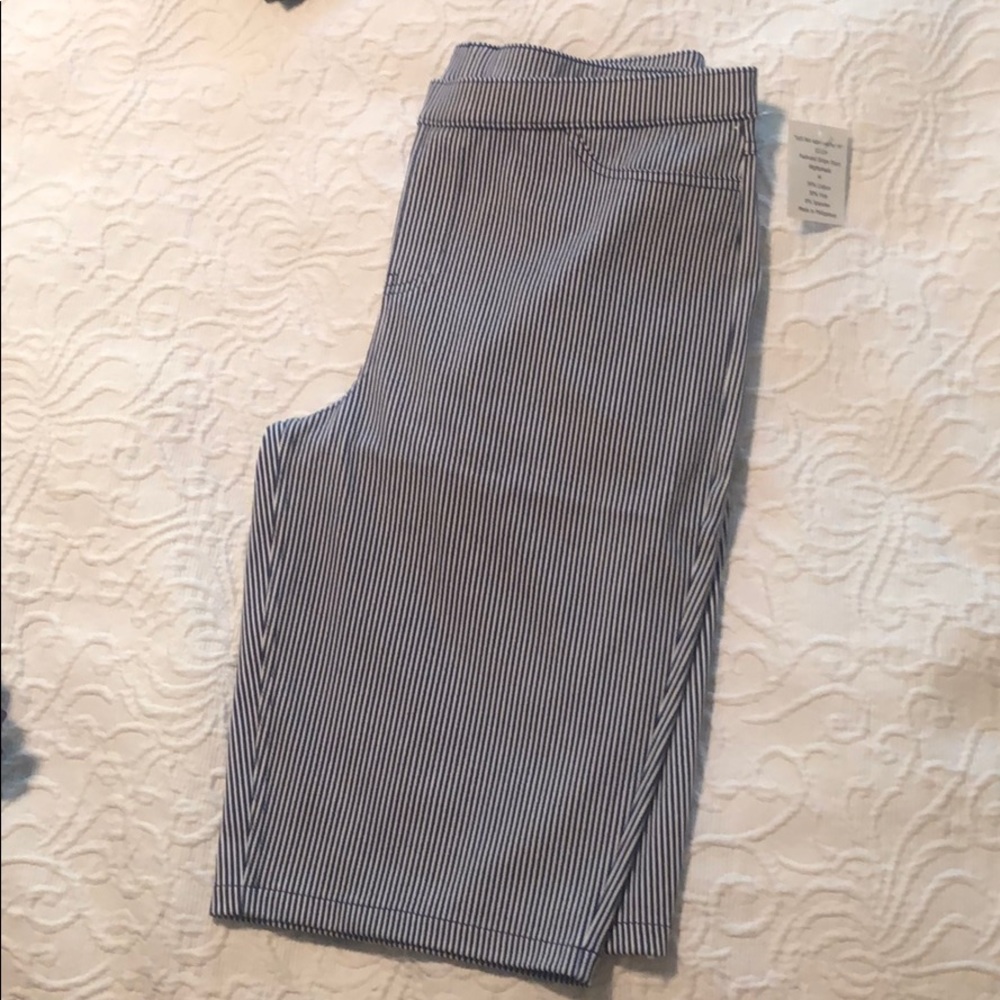 Hue Striped Bermuda Shorts